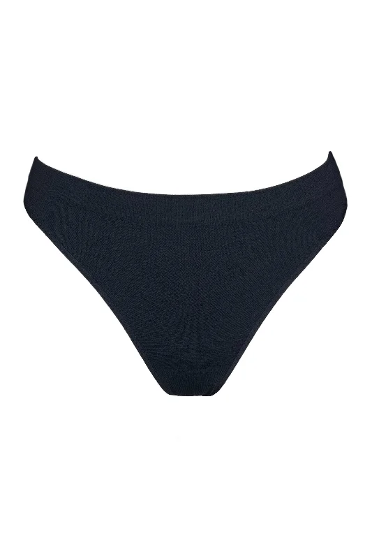 anti - bacterial women thongs for intimate hygieneSeamless black thongs