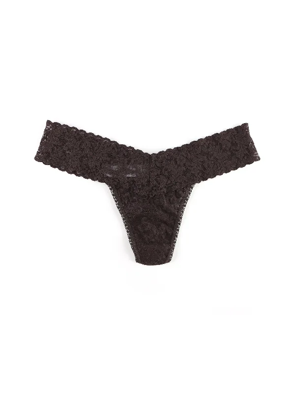 seamless odor - control women thongs for all - day confidencePetite Size Signature Lace Low Rise Thong Chocolat Noir