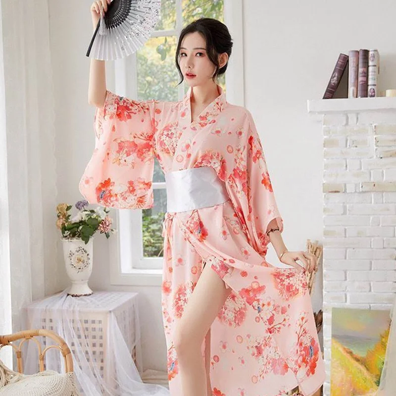 satin women robes for a smooth feelYomorio Traditional Japanese Kimono Robe Floral Printed Long Yukata Costumes Pajamas