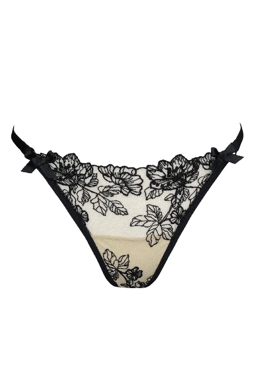 seamless odor - control women thongs for all - day confidenceBarbara nude black lace thongs