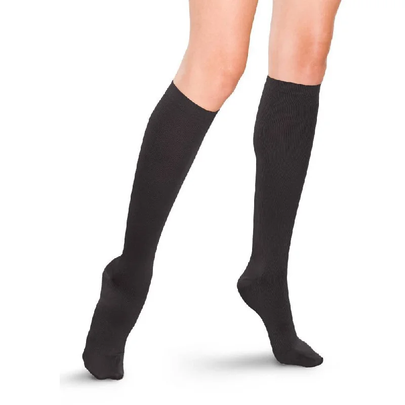 Therafirm® Women's Knee High 15-20 mmHg, Ribbed